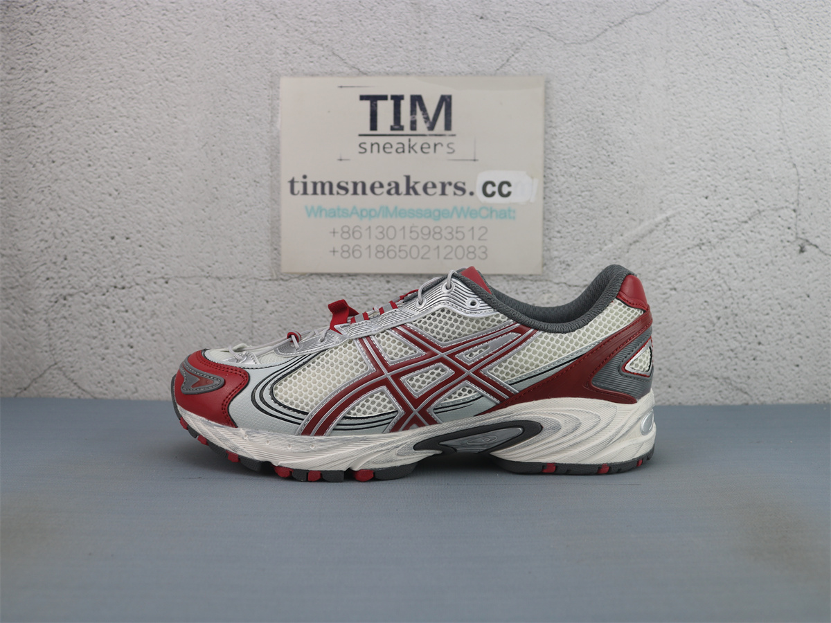 ASICS Gel Kahana TR V4 Red Silver 1203A585-100